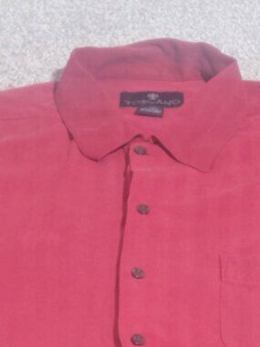 Toscano 100% silk Button front shirt. Light red Short sleeve size L